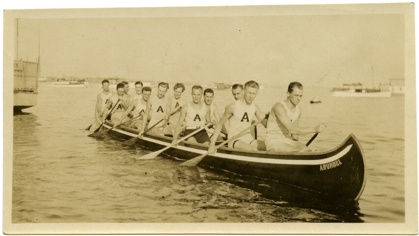 Group portrait of Arundel Boat Club crew — undated