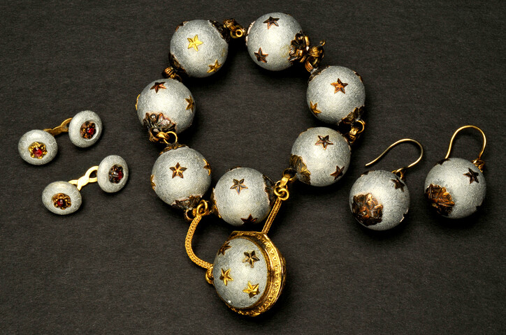 Set, Jewelry — circa 19th century