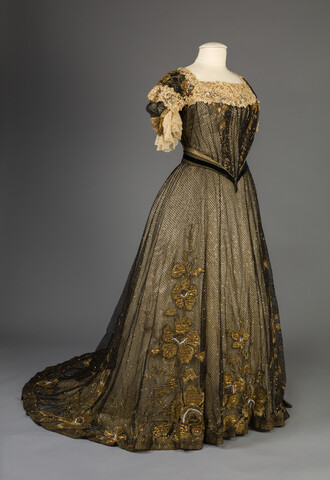 Dress — 1898-1902