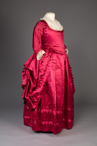 Dress — circa 1780s