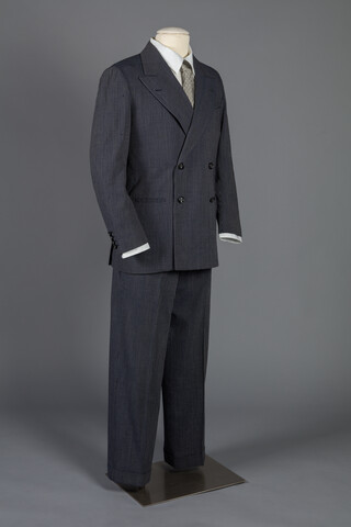 Suit — 1944