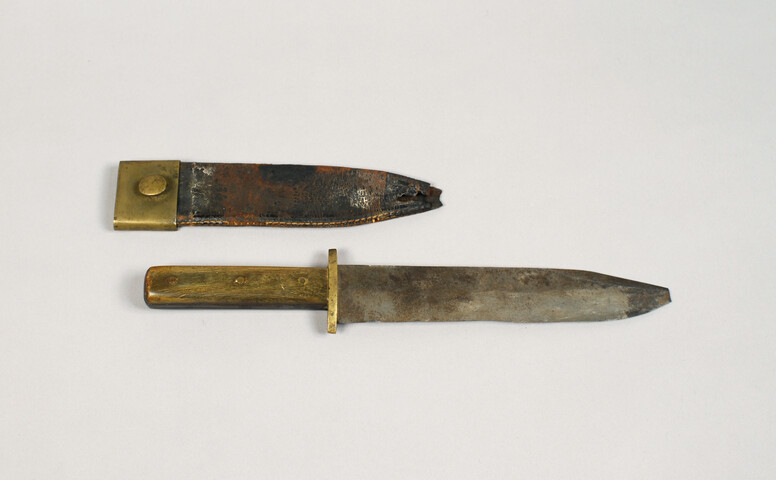 Bowie Knife — 1861-1865