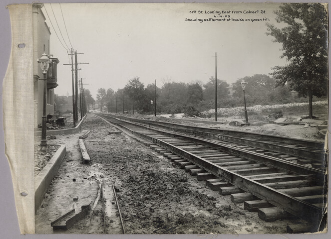 31st Street looking east from Calvert Street — 1909-06-14