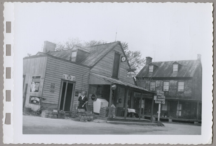 General store in Chesterville — 1950
