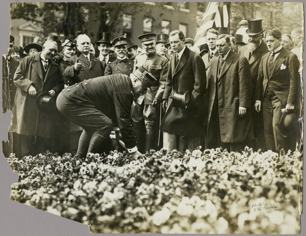Joseph Jacques Césaire Joffre breaking ground for Lafayette monument — 1917-05-14