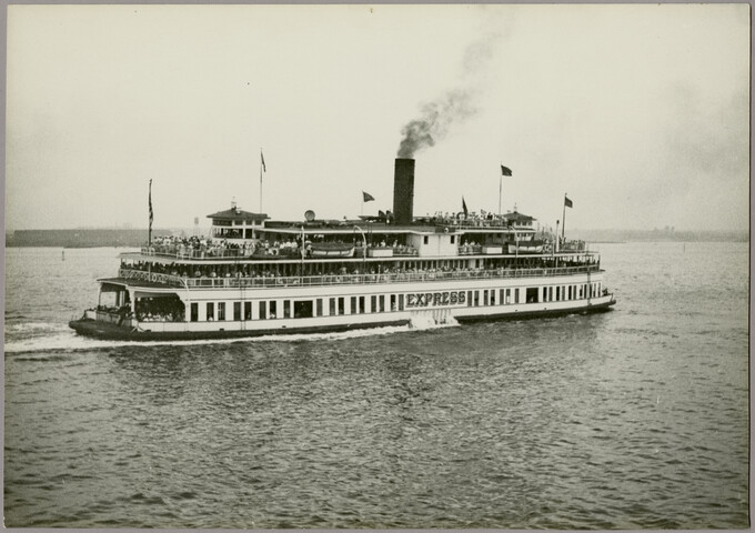 Steamship ‘Express’ — circa 1932