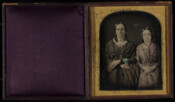 Daguerreotype portrait of an unidentified woman and girl
