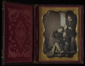 Daguerreotype portrait of an unidentified trio of men