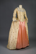Sally Adams Hollingsworth wore this embroidered silk dress in 1789 when she and her husband Samuel traveled to New York City and attended a ball honoring George Washington’s presidential inauguration. In 1814, Sally received the honor of being listed among other patriotic ladies of Baltimore for donating old linen and food to the city hospital…