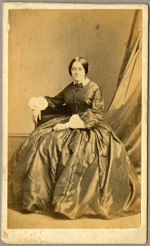 Portrait of an unidentified woman — circa 1860