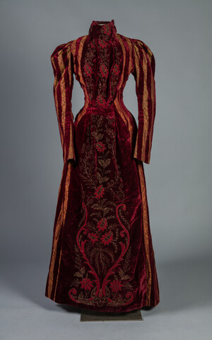Dress — 1890s