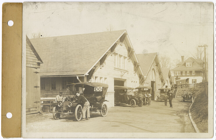 Side view of garage looking north — 1913-03-12