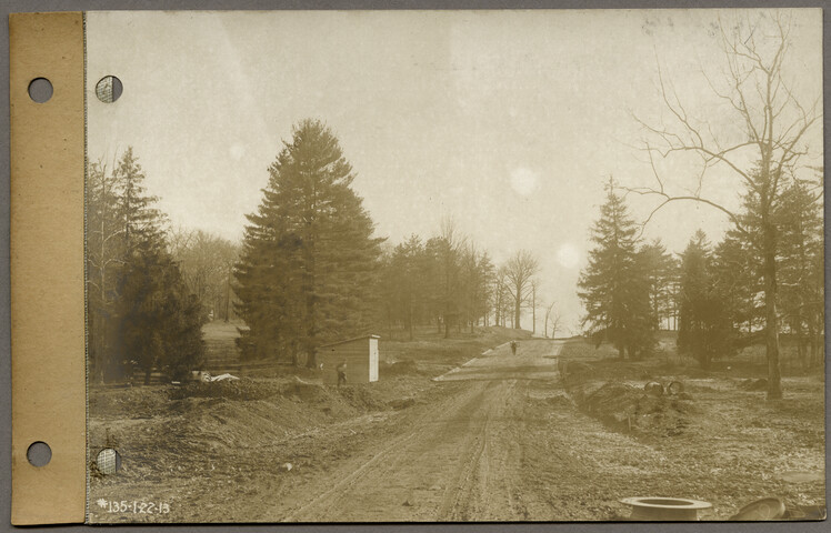 Looking south on Greenway from west side of Greenway and south side of Stratford — 1913-01-22