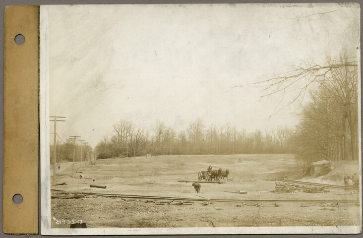 View across Bedford Square looking north from about 50 feet south of St. Paul Boulevard — 1913-03-31