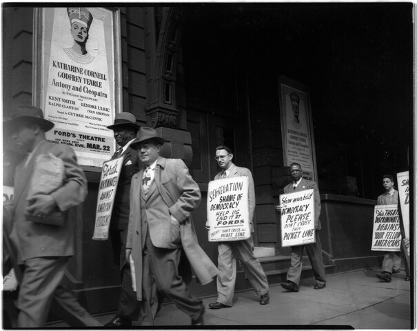 Paul Robeson, Dr. John E. T. Camper, and others protesting Ford’s Theatre Jim Crow admission policy — circa 1948
