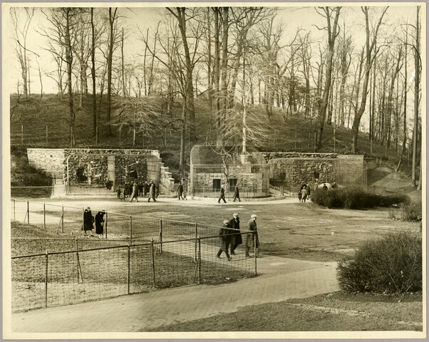 Visitors at Baltimore Zoo — circa 1925