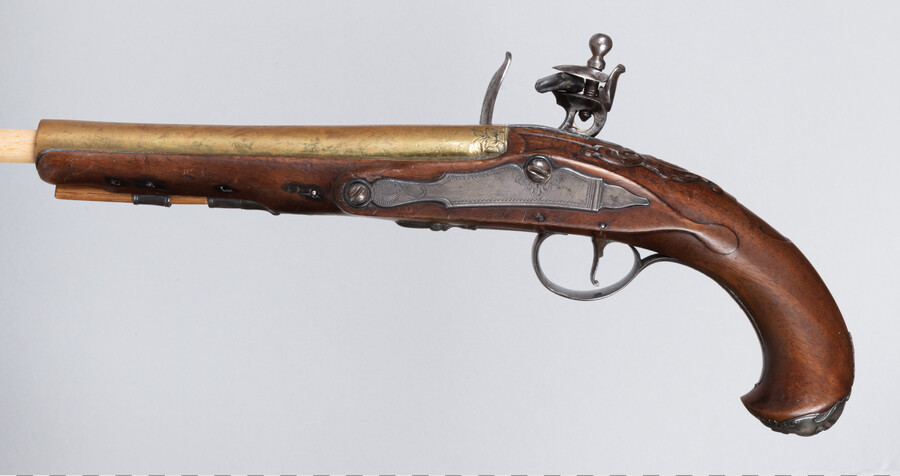 Pistol — 1750-1810